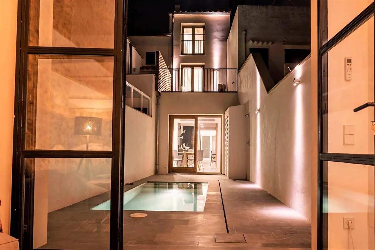 Villa Elegant Town House In Pollensa 2 Bedrooms Roser Vell Located In Heart Of Old Town