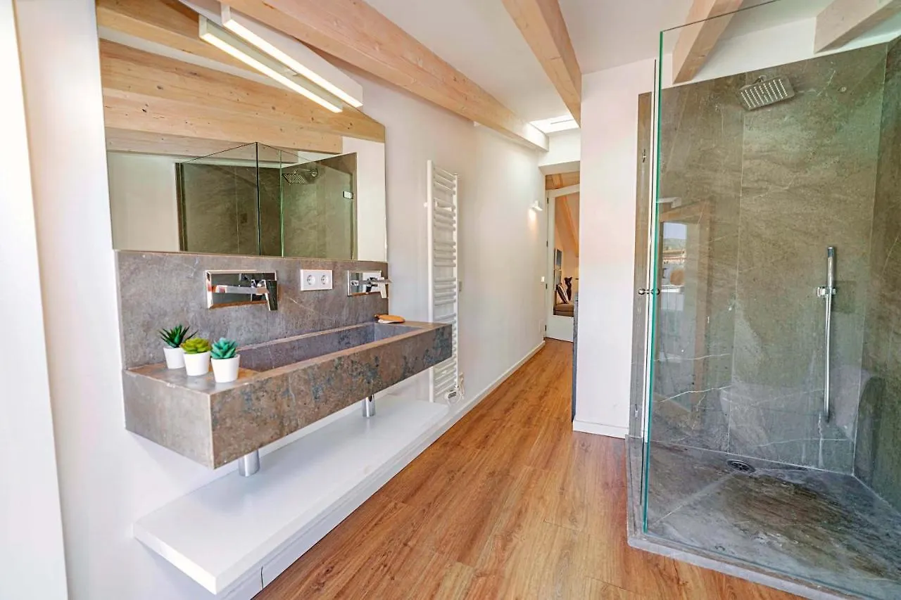 Villa Elegant Town House In Pollensa 2 Bedrooms Roser Vell Located In Heart Of Old Town