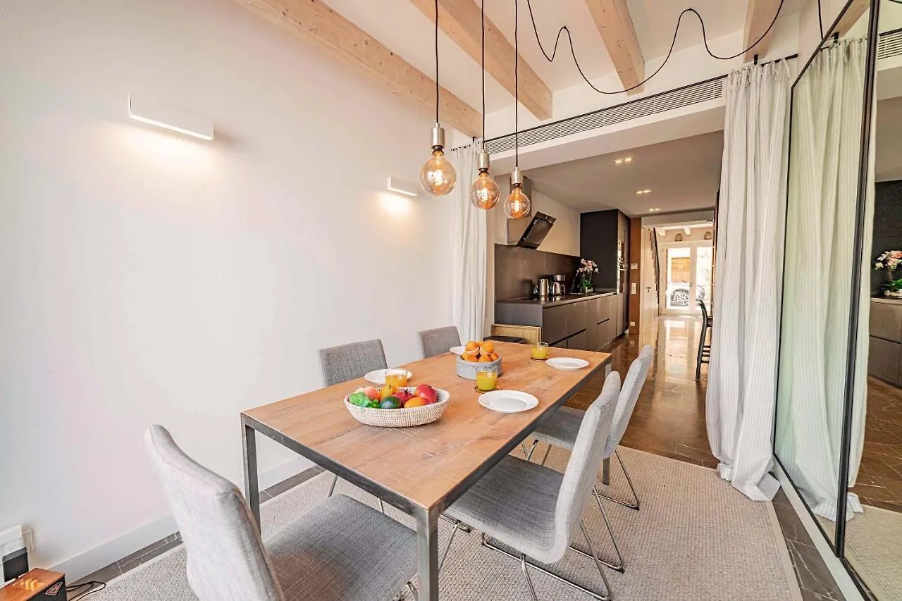 Villa Elegant Town House In Pollensa 2 Bedrooms Roser Vell Located In Heart Of Old Town